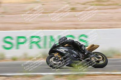 media/Jun-04-2022-WERA (Sat) [[b852bbbd55]]/Race 8 Superbike Expert Novice V7 HW/